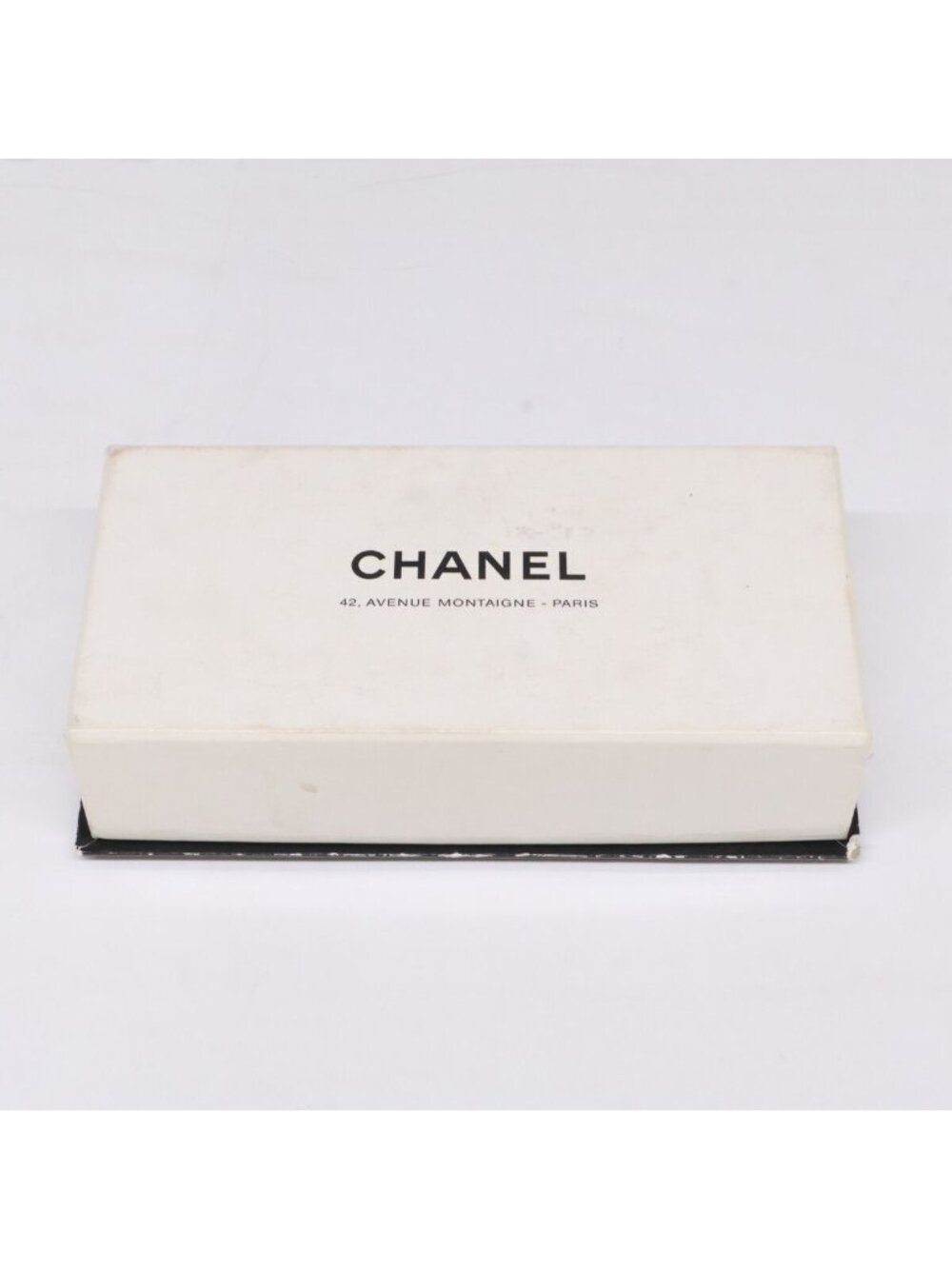 Chanel Coco Medal Quilted Chain Belt - Picture 8 of 8